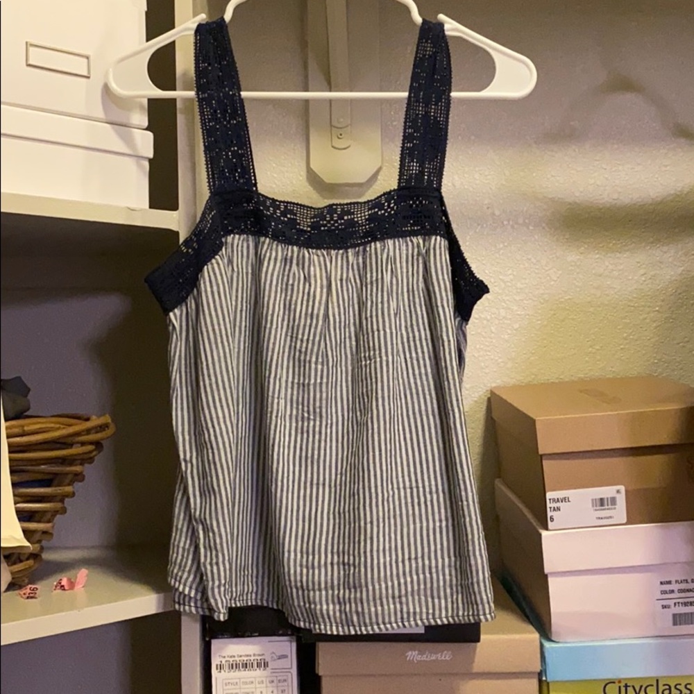 Aerie Tank